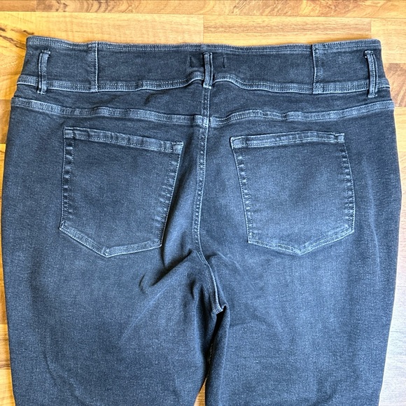 Lane Bryant Black Flex Magic Waistband High-Rise Jegging sz 24 - Picture 5 of 5